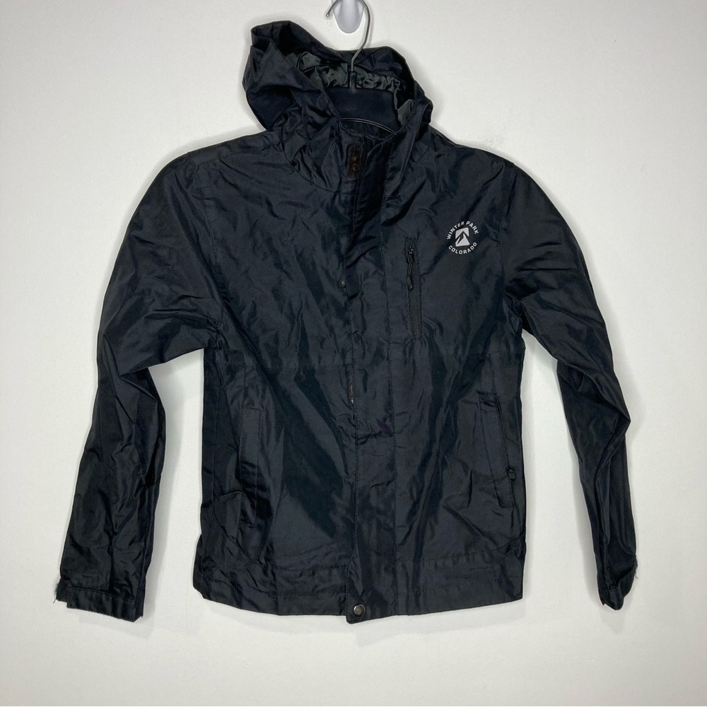 Outfitter trading company black windbreaker Jacket size medium‎